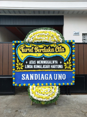 Papan Bunga Duka di Trimurti